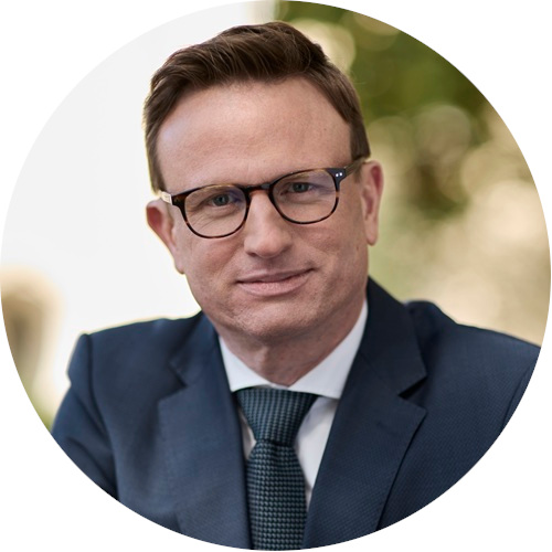 Porträt Prof. Dr. med. Hans Theiss MdB