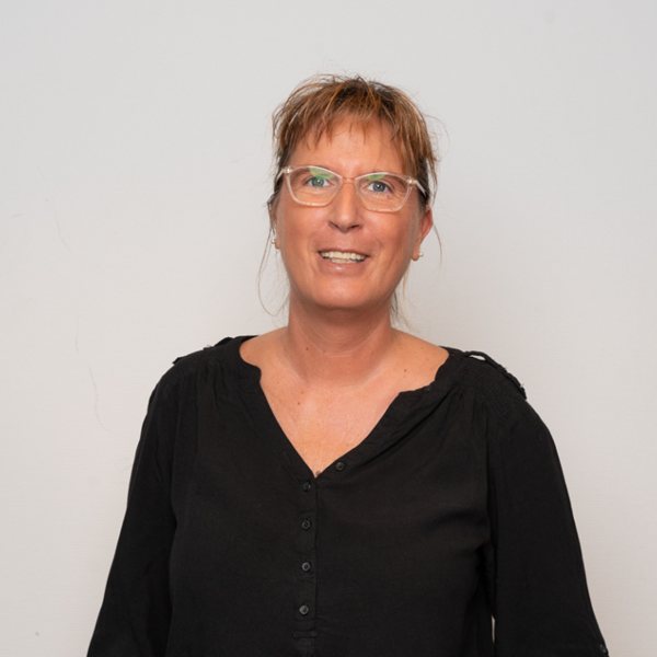 2025_MAIK_SALZMER_TANJA_KL Porträt Tanja Salzmer